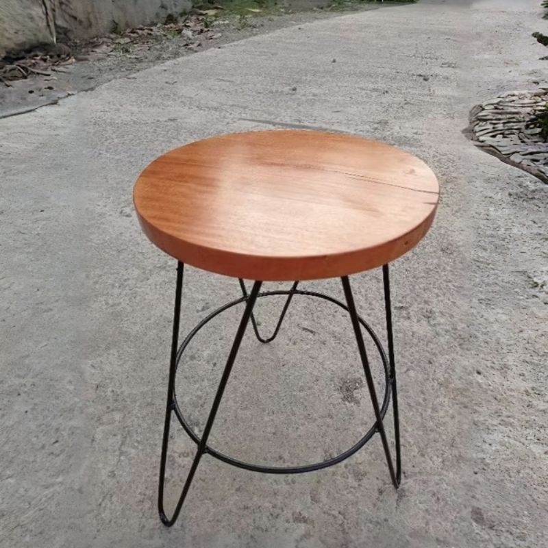 Kursi Minimalis Industrial Besi & Kayu