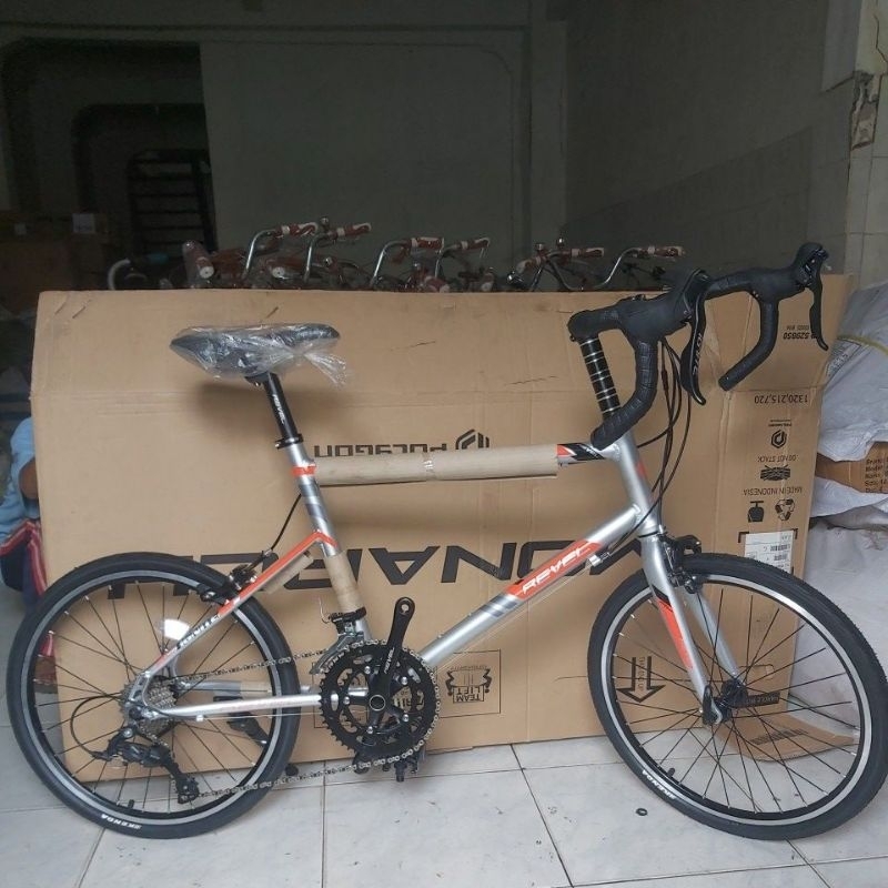 Sepeda Balap Minivelo REVEL IGNITE 16 - 18 Speed Sport Alloy