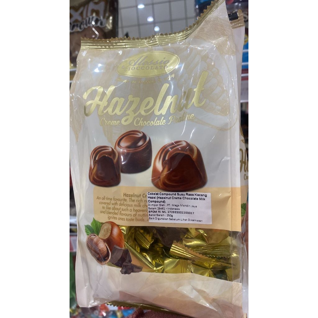 

Snack/Cemilan/Makanan Ringan Coklat Compound Susu Rasa Kacang 250 gr