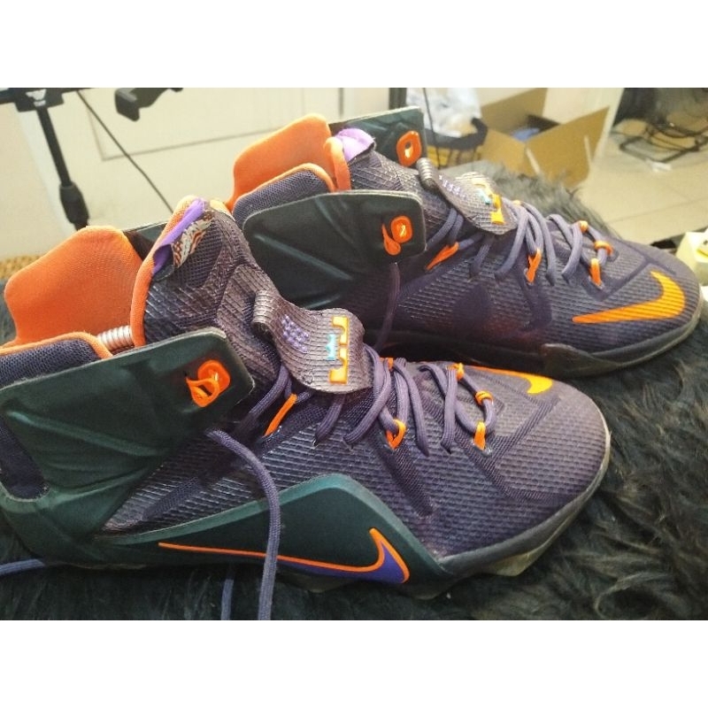 Sepatu Basket Nike Lebron 12 Cave Purple Second