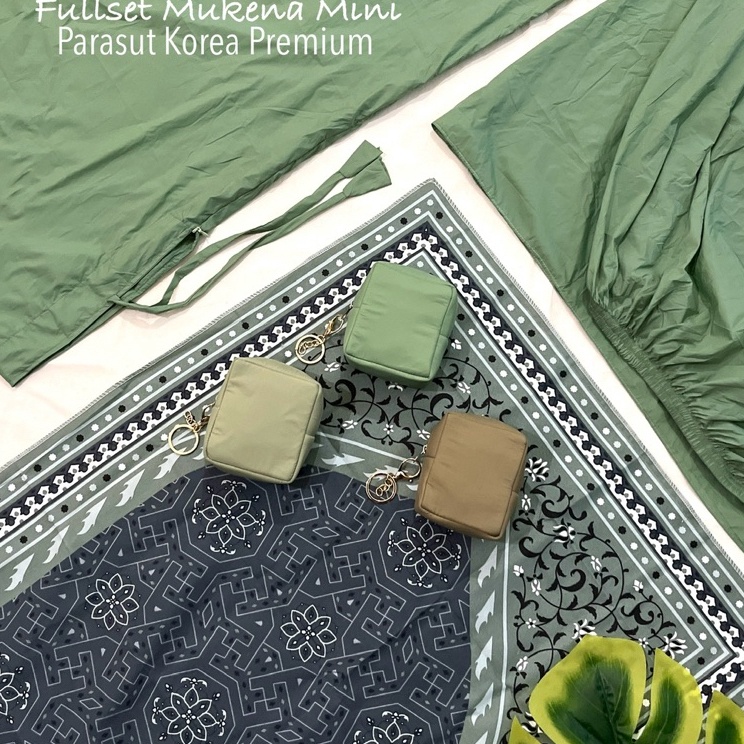 Flash Shipment  Full Set Sajadah Mukena Traveling Parasut Korea Premium Pouch Resleting Mini