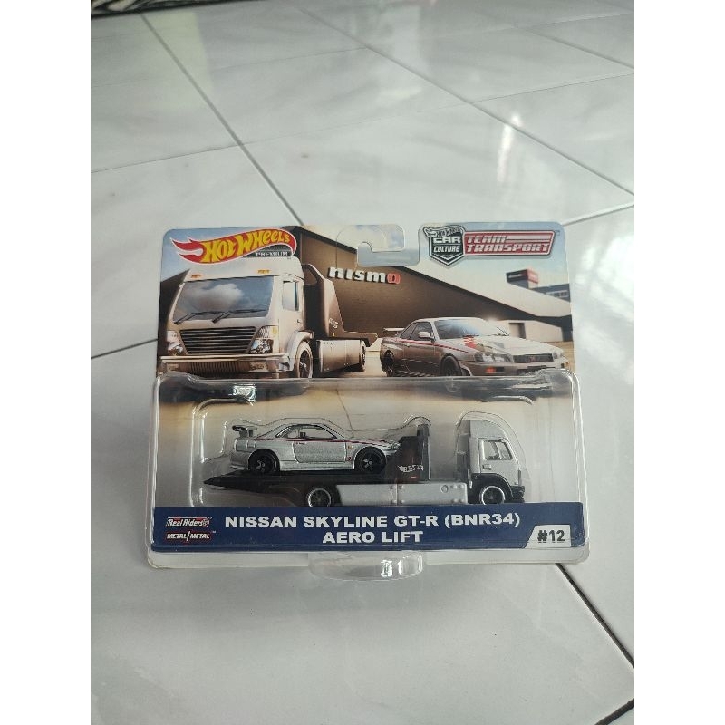 Hot Wheels Nissan Skyline GT-R R34 Nismo Team Transport Premium