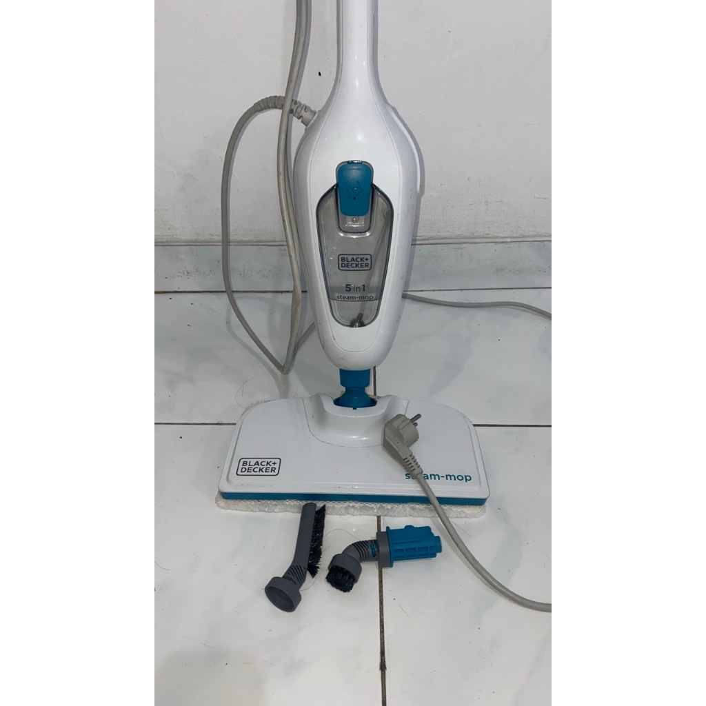 Preloved Black+Decker Steam Mop Cleaner Pel Uap 1300W (FSMH13E5-B1) Second Bekas