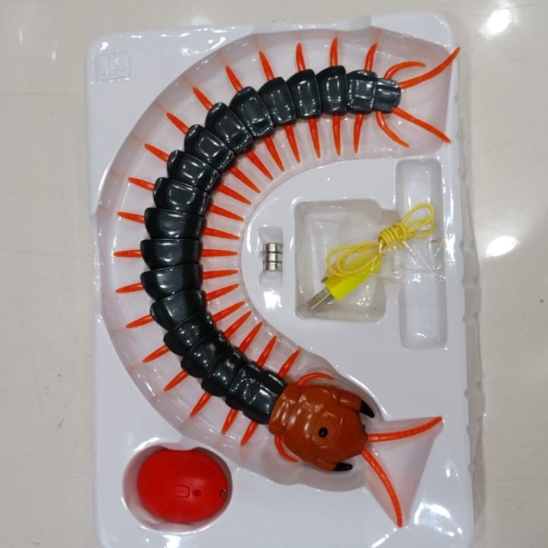 Mainan remote kelabang murah cocok buat kado