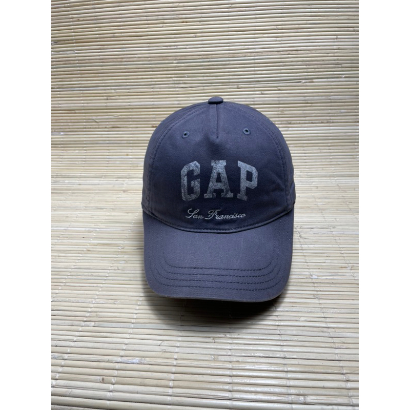 topi GAP second original