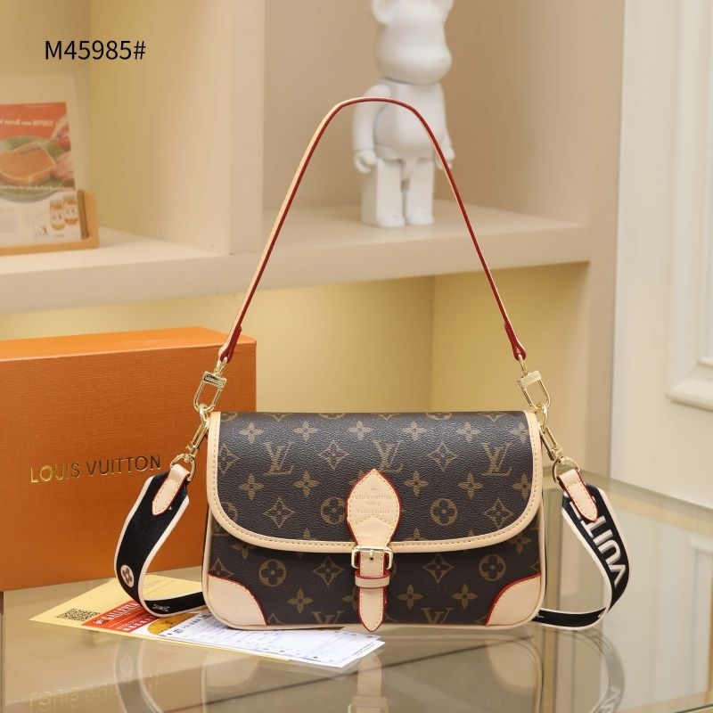 LV M45985 Louis V Diane shoulder Bag