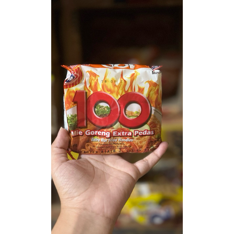 

Mie 100 goreng