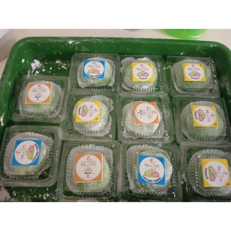 

Mochi & Kue Ku