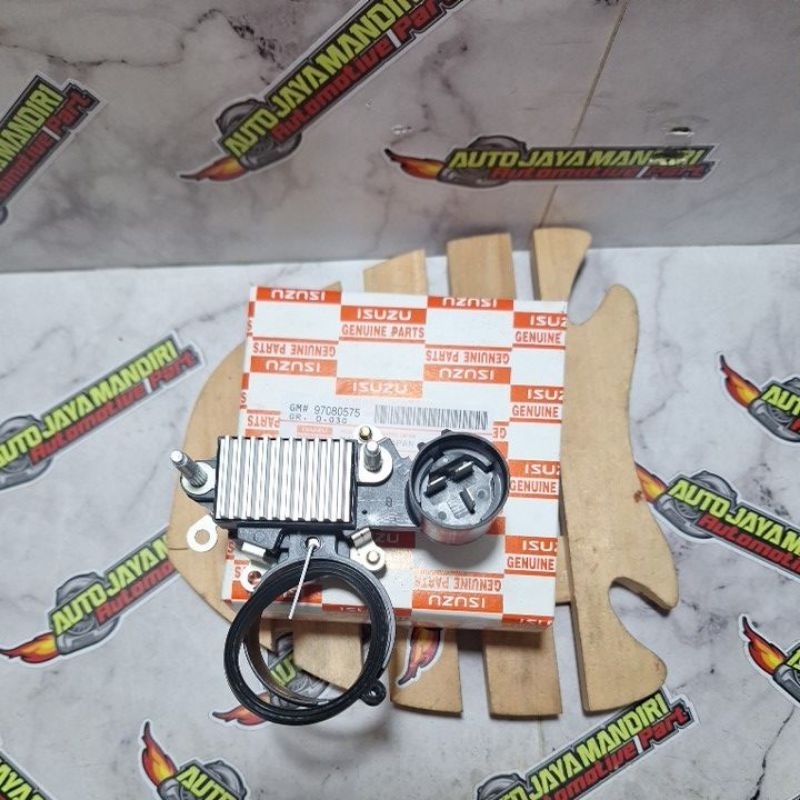 Ic alternator/Ic regulator/Ic dinamo cas ampere Isuzu NKR66 NKR71 NKR71HD 24V Merk Isuzu