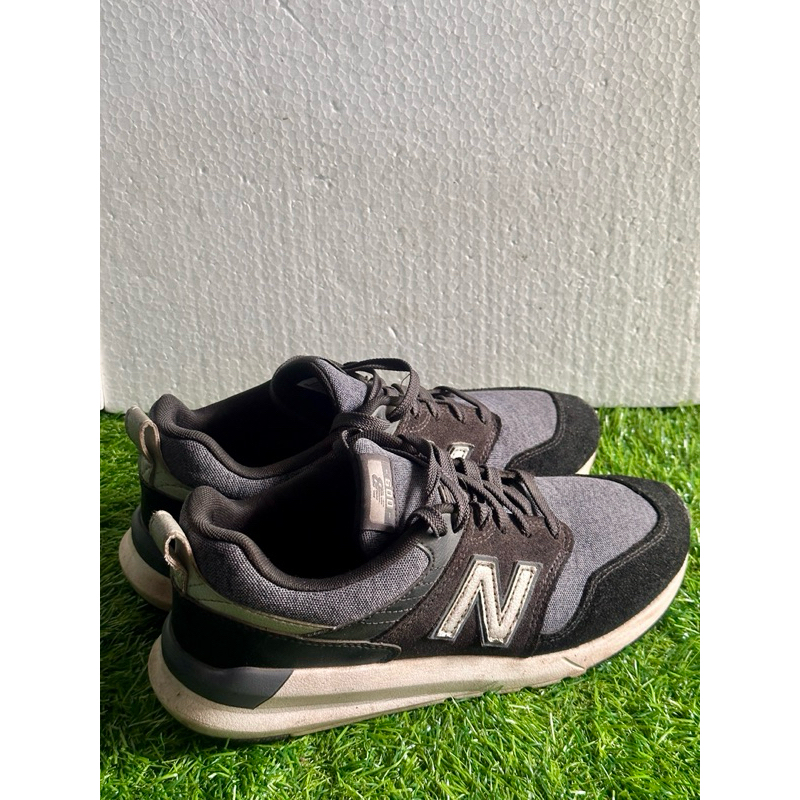 Sepatu New Balance Pria 009 Abu Size 41,5 100% Original / Box Masih Ada Cuci Dikit Balik Lagi Kaya B