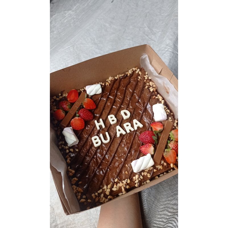 

FUDGY BROWNIES TART