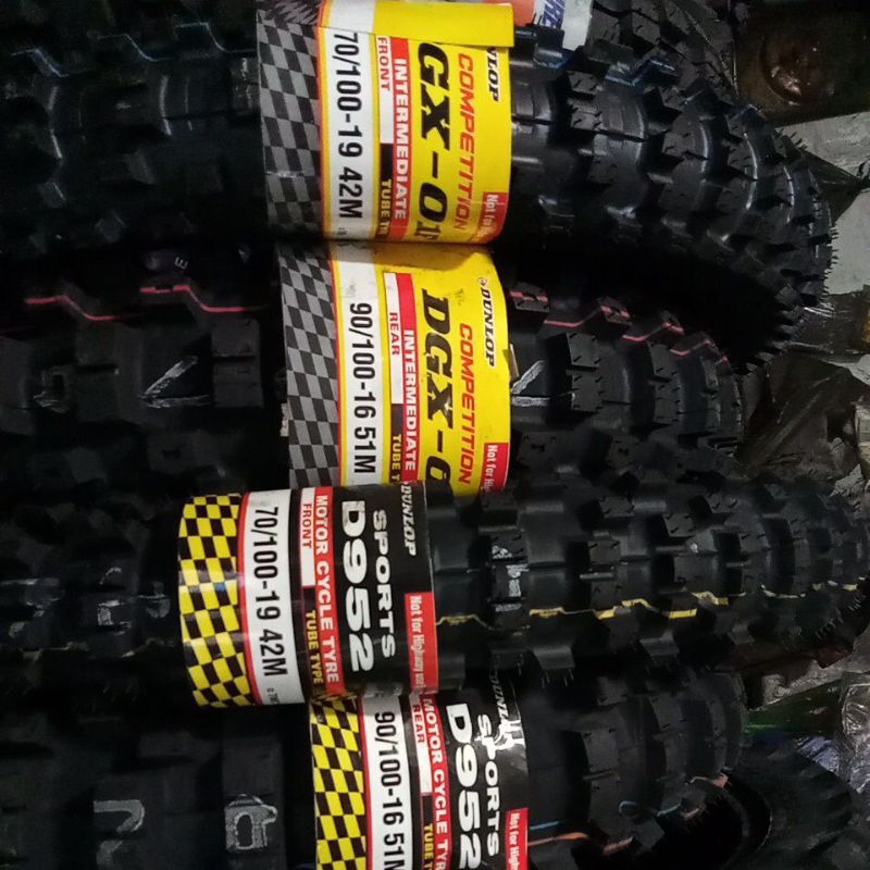 ban trail Dunlop dgx-01 dan Dunlop d952 ring 16/19 ukuran 90-100/16 dan 70-100/19