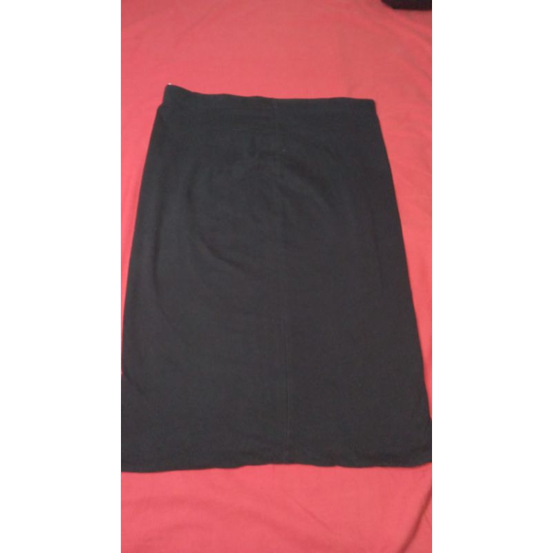 rok span hitam pl pendek