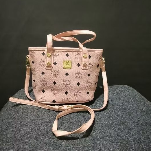 TAS Preloved MCM Anya pink Tote Mini TP18