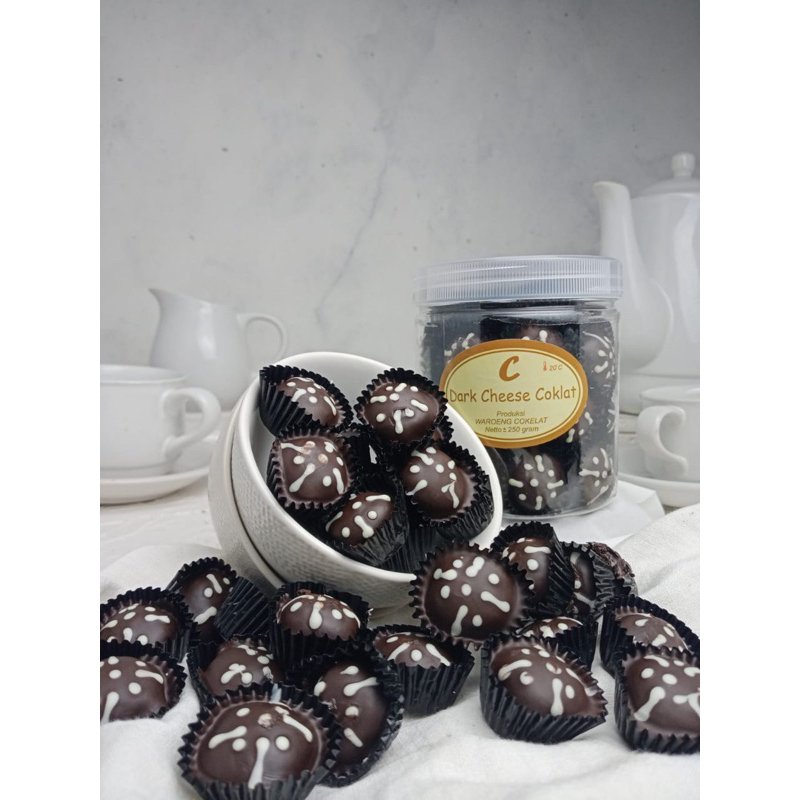 

Waroeng Cokelat Kue Sagu Dark Cheese Chocolate Glutten Free