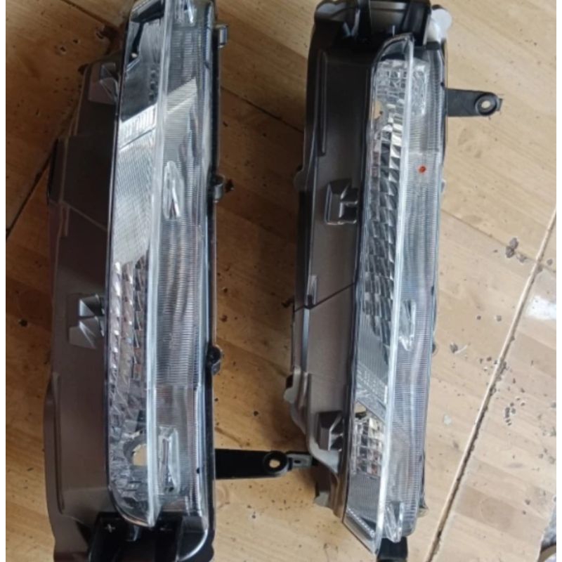 DRL Toyota Fortuner tahun 2021-2023 original