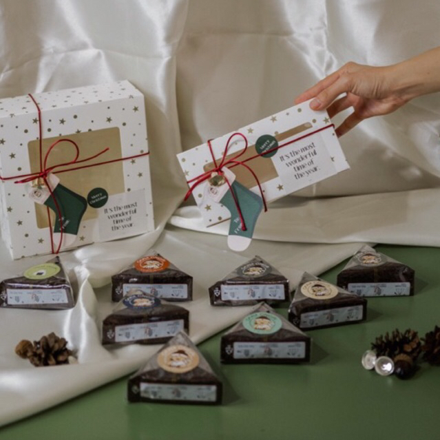 

OKINA ONIGIRI | CHRISTMAS HAMPERS MURAH