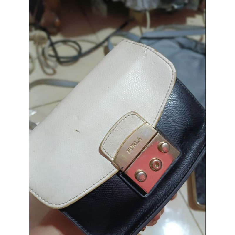 furlong tas second tas bekas furla preloved