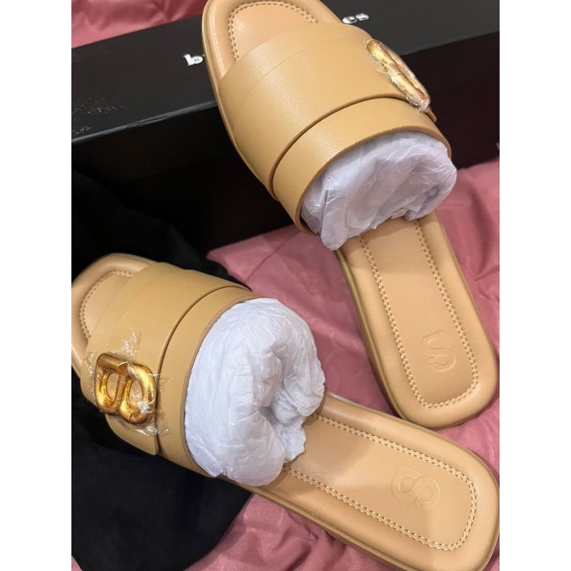 Fika Sandal Buttonscarves