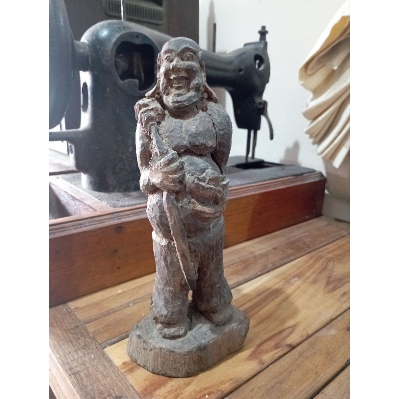 PATUNG KAYU/PATUNG UNIK/PATUNG ANTIK/PATUNG LAWAS/PATUNG KUNO/BARANG ANTIK/BARANG UNIK/BARANG KLASIK