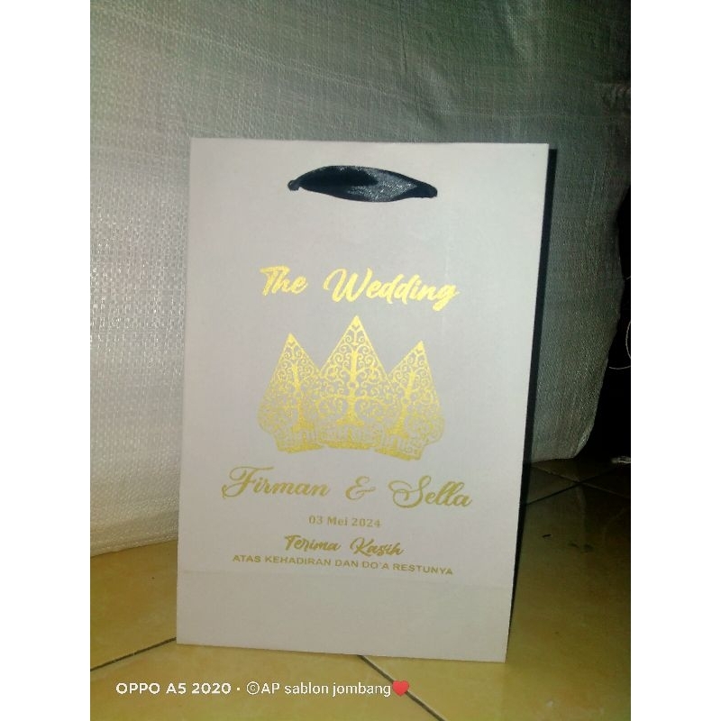 

Paperbag Putih Costum Sablon