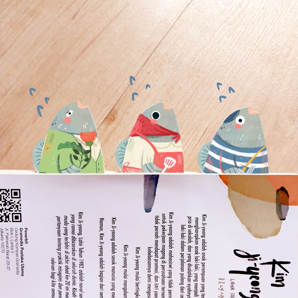 

Bookmark ikan berbaris pembatas buku