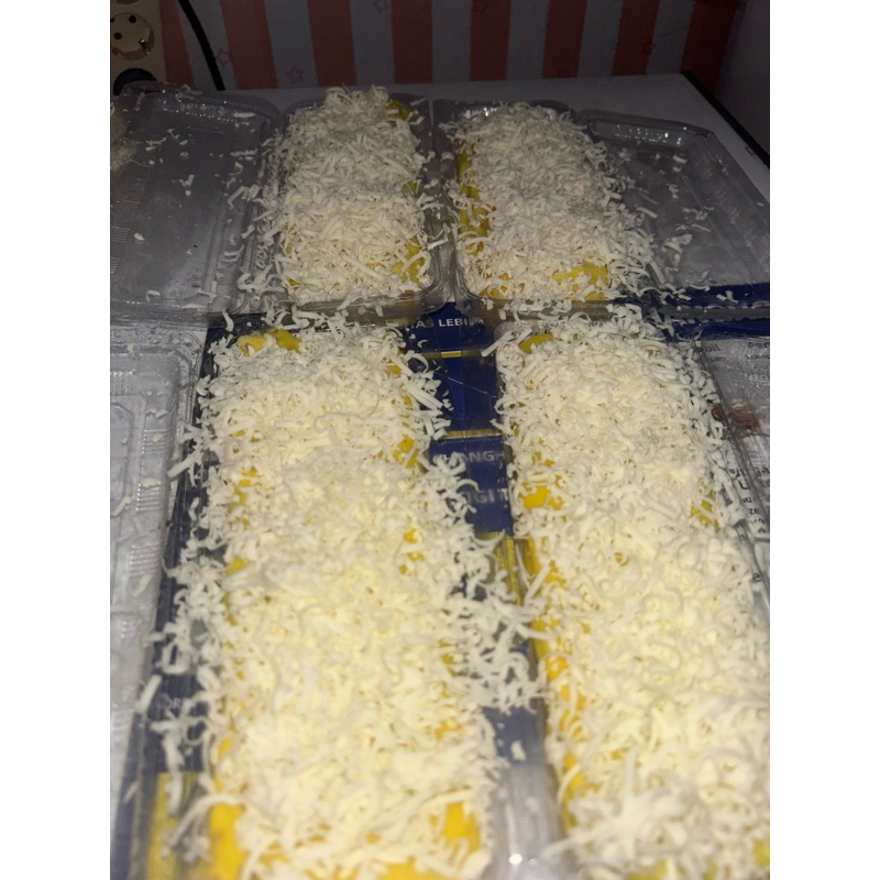 

pancake durian roll (full durian no cream)