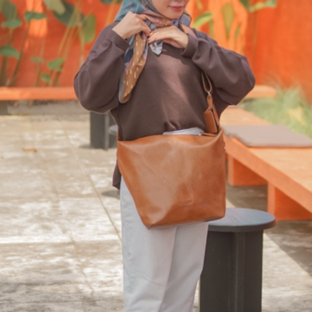 Leather Sling Bag I Tas Selempang Kulit Wanita BUCINI Sonia