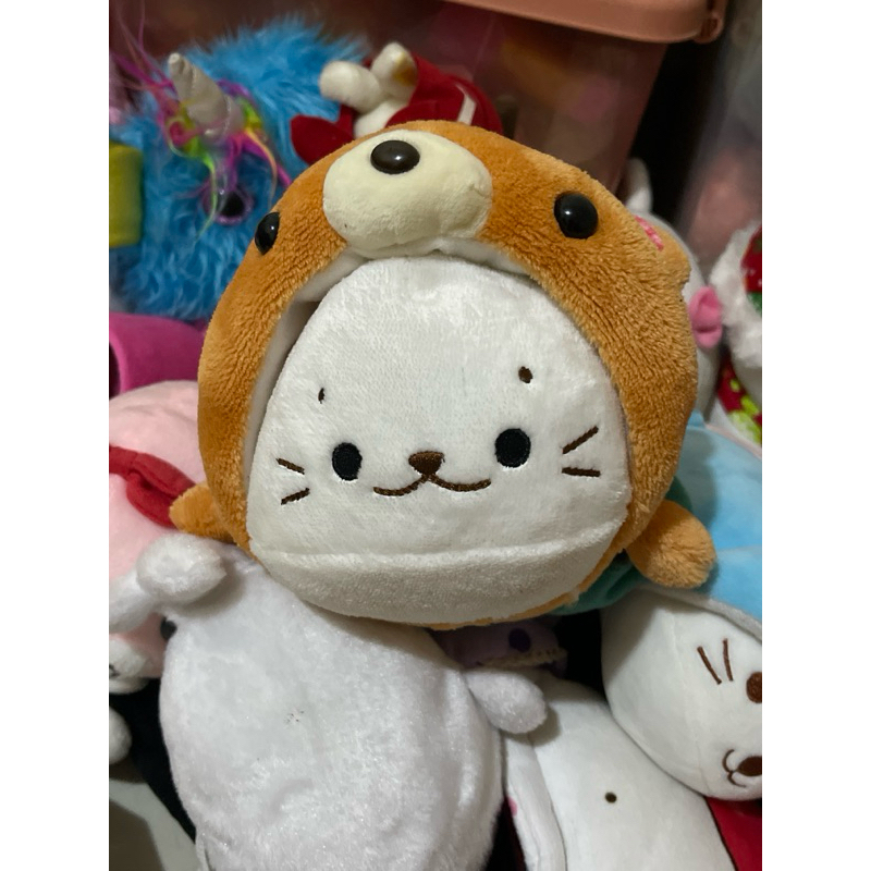 boneka singa laut kostum beruang