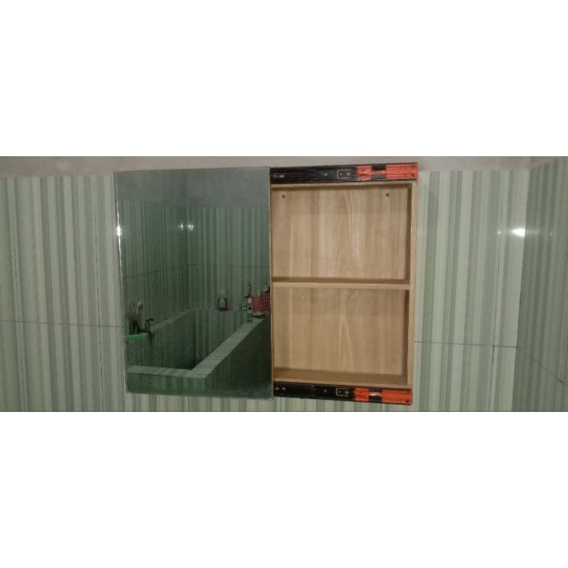 Rak dinding toilet - lemari kecil serbaguna - rak kamar mandi - sky