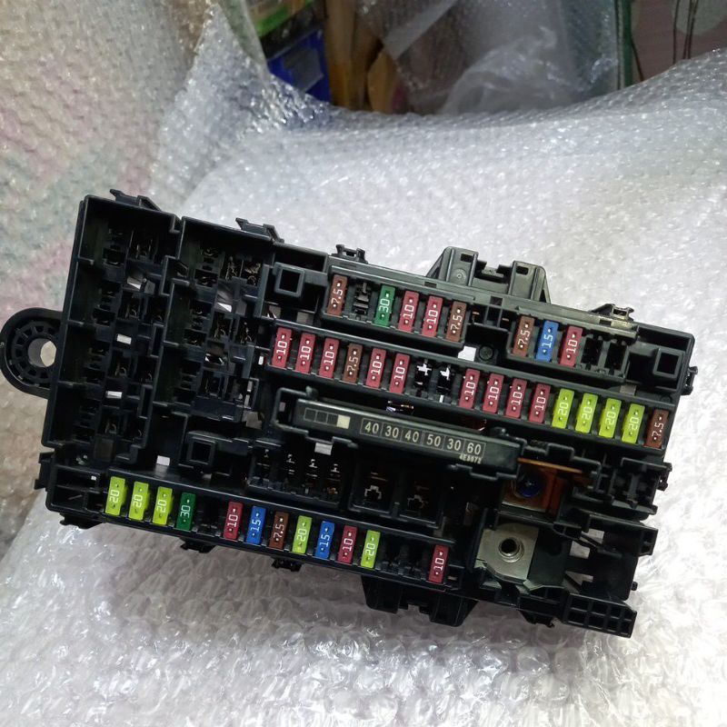 FUSE BOX SEKRING HONDA BRIO MOBILIO