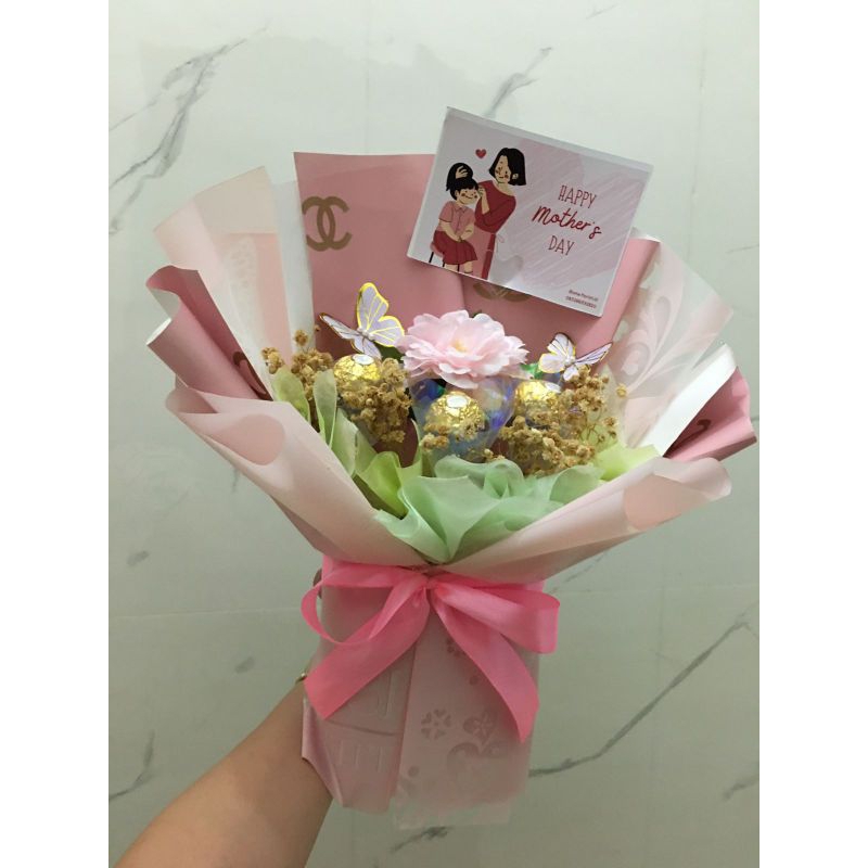 

buket coklat,buket hari ibu,buket wisuda,buket ulangtahun,buket ferrero