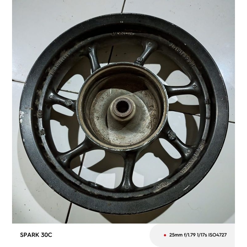 velg belakang Scoopy ring 12 original copotan motor