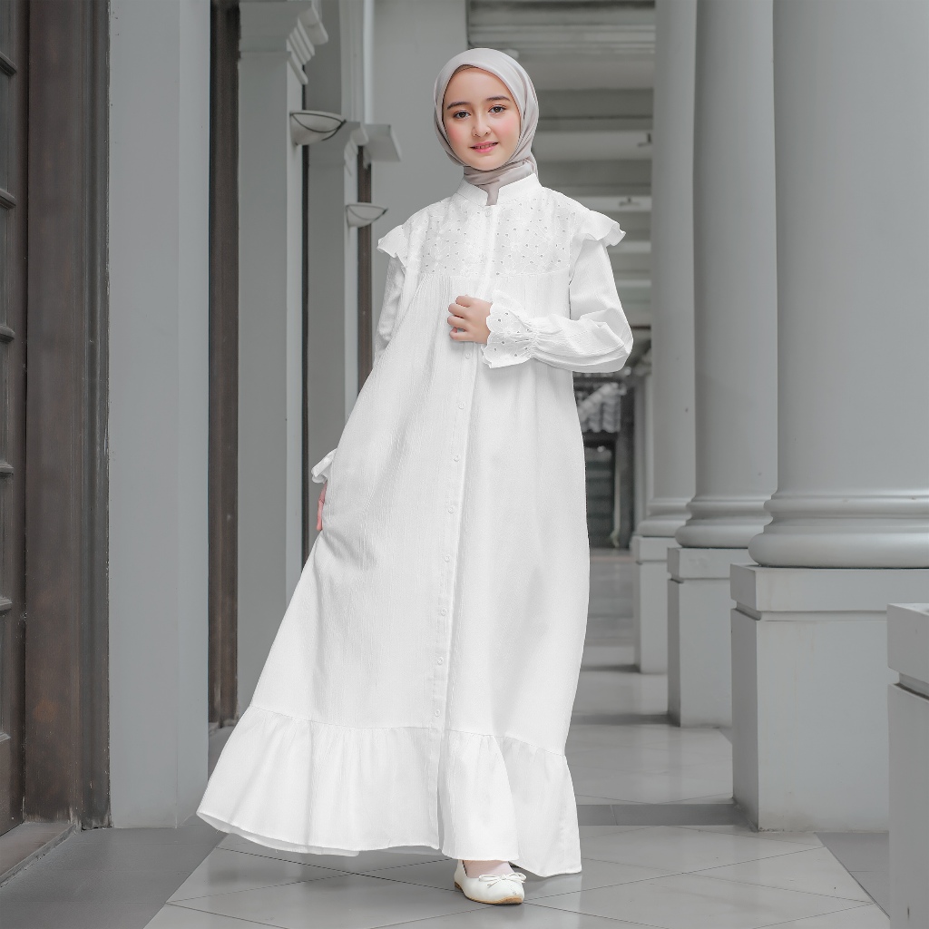 Hajra Daisy Dress Baju Muslim Anak Perempuan Warna Putih Bahan Katun Bordir Embriodery Full Furing