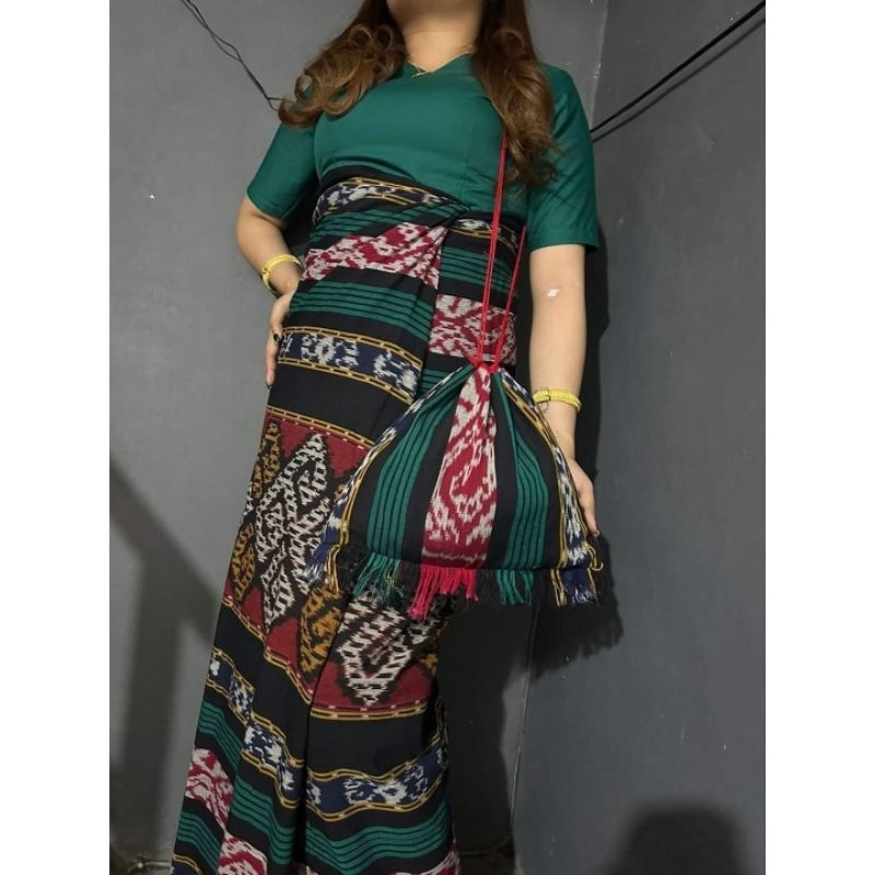 [Baju+Sarung Blanket+Tas Sepuk] - Setelan Wanita Adat Toraja Ntt Tenun Asli Jepara