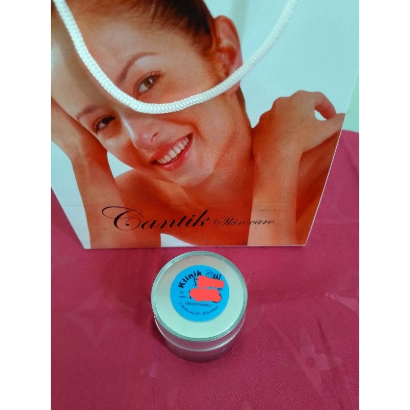 Jastip Cream Vitamin C Klinik Cantik Baratajaya Surabaya