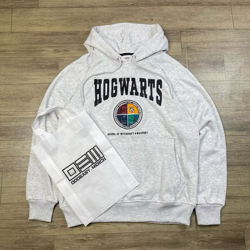Hoodie Hogwarts School free bag