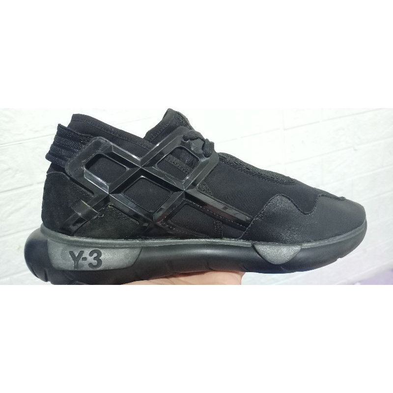 Seputu Adidas Y3 YOHJI YAMAMOTO Triple Black. size 41. second original