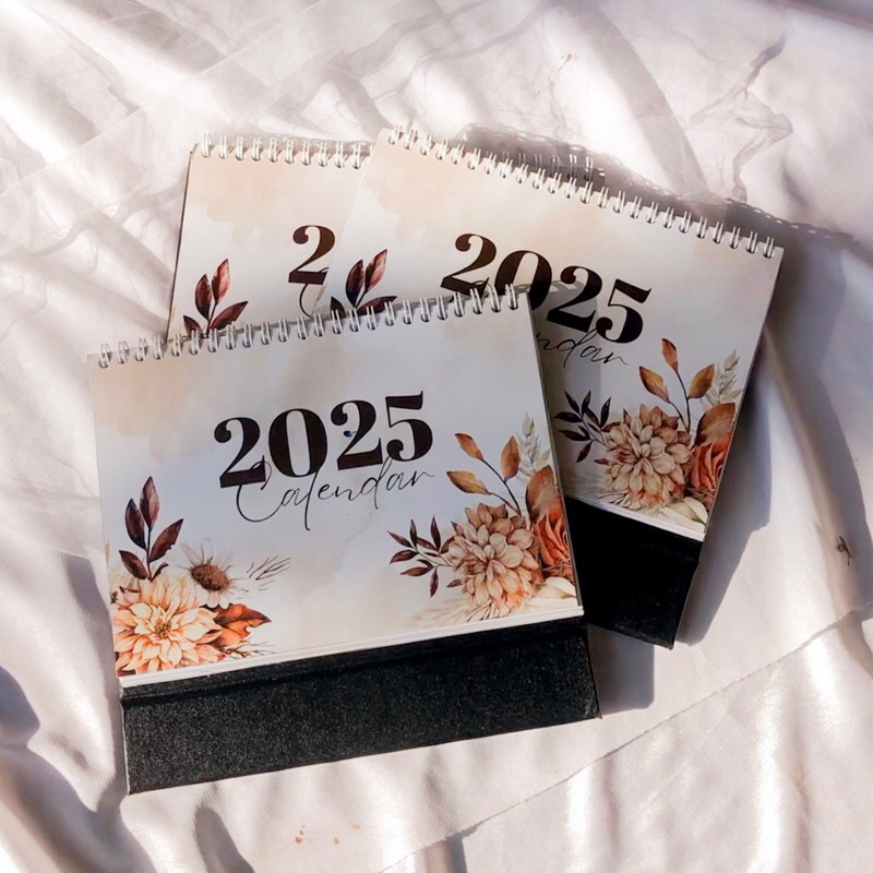 

Kalender 2025 | Kalender Estetik | Kalender Meja