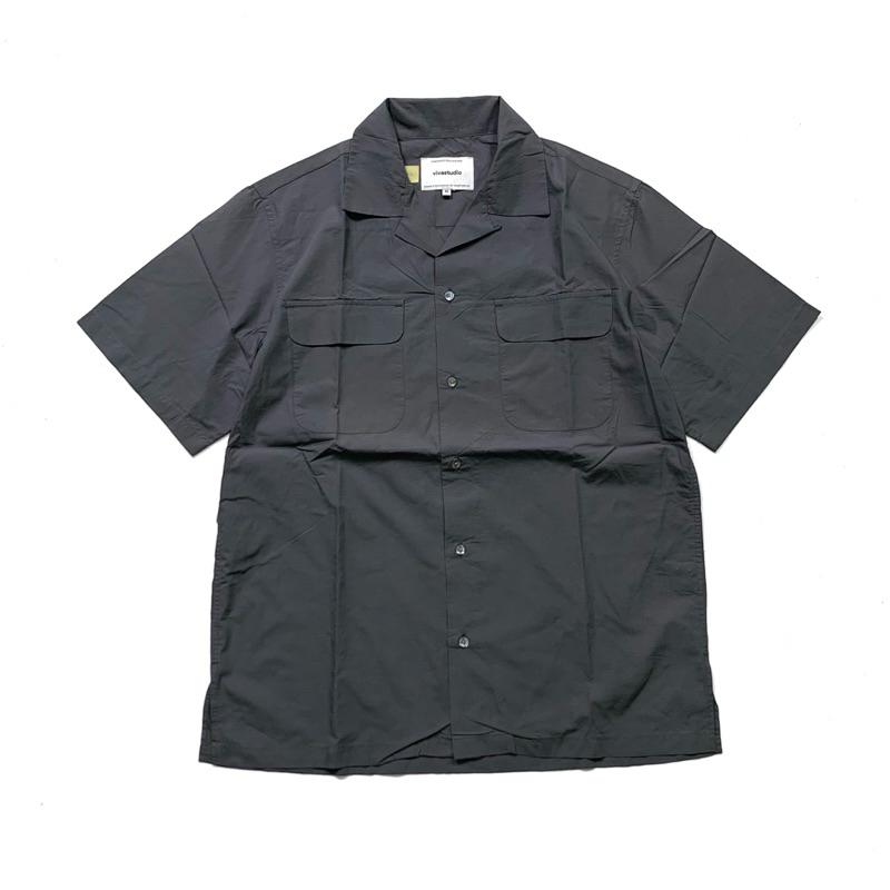 VIVASTUDIO shirt, size M (72cm x 56cm)