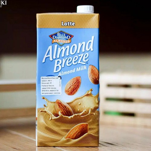 

BLUE DIAMOND Almond Breeze Milk Latte 946 mL 946mL