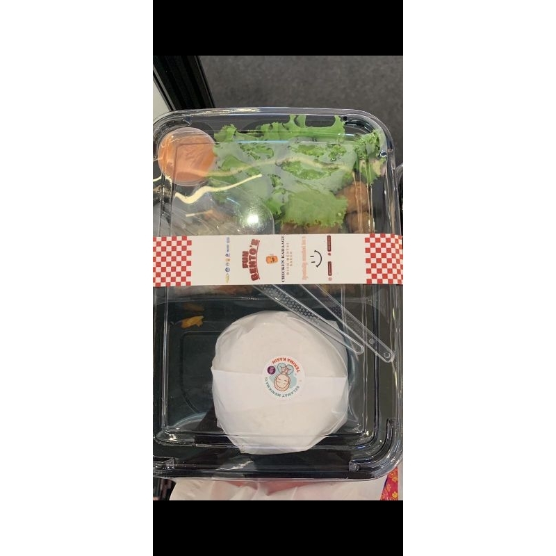 

Chicken karage with mentai sauce bento