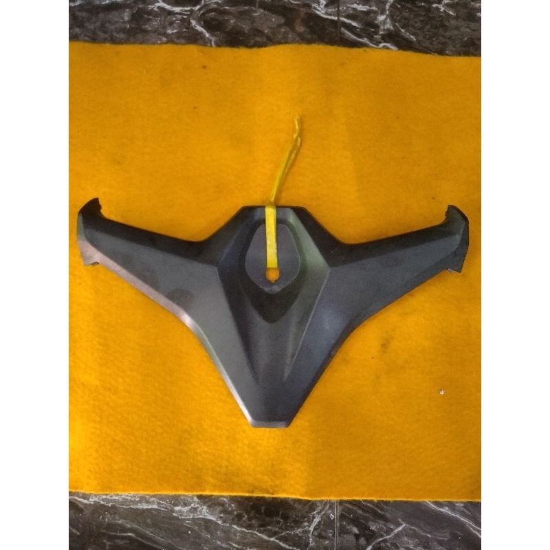 Kupu kupu laci dashboard depan honda Vario 125 150 new 2018 original