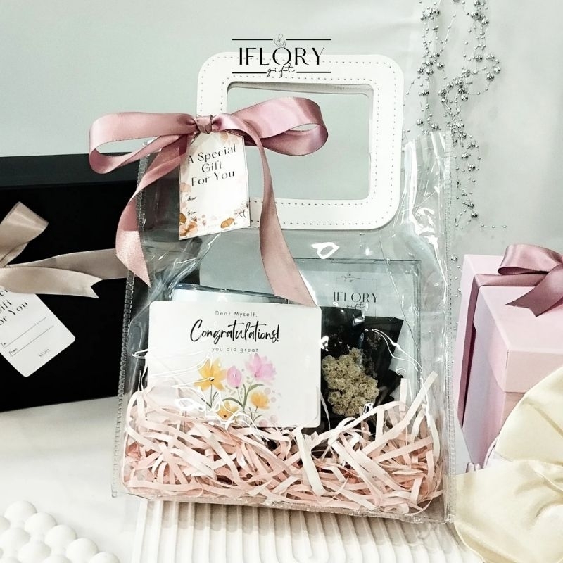 White Bag 1 - Kado/Hampers/Gift Bag Premium [Coffee tumbler + Mini bouquet]