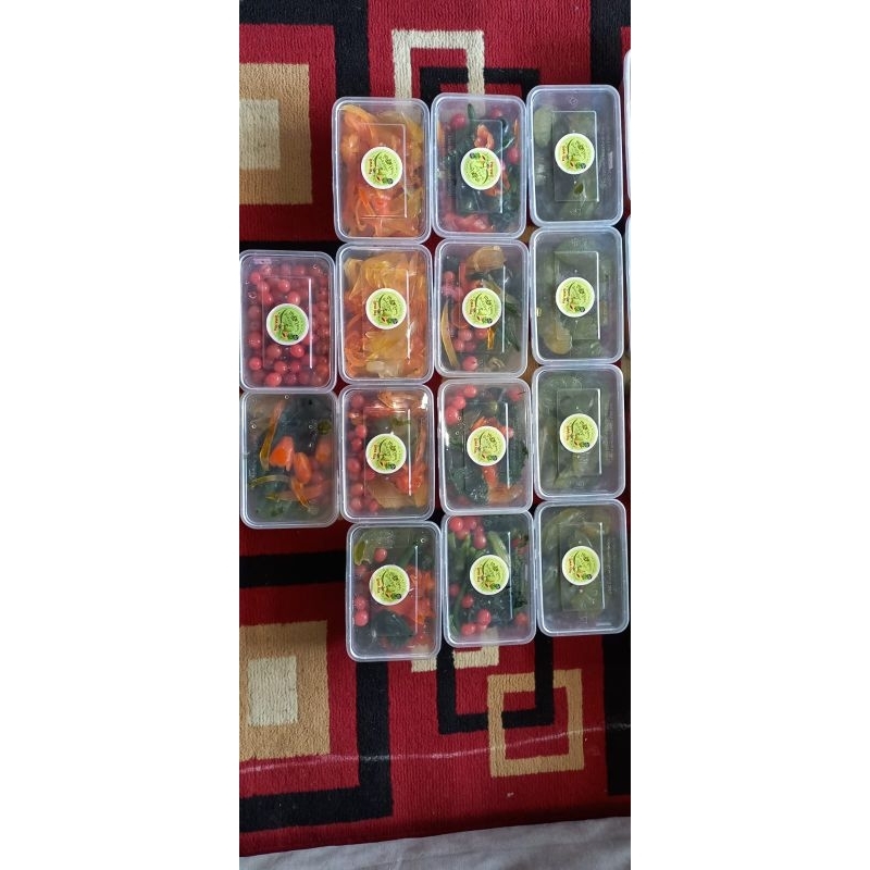 

Manisan Halua Campur Buah