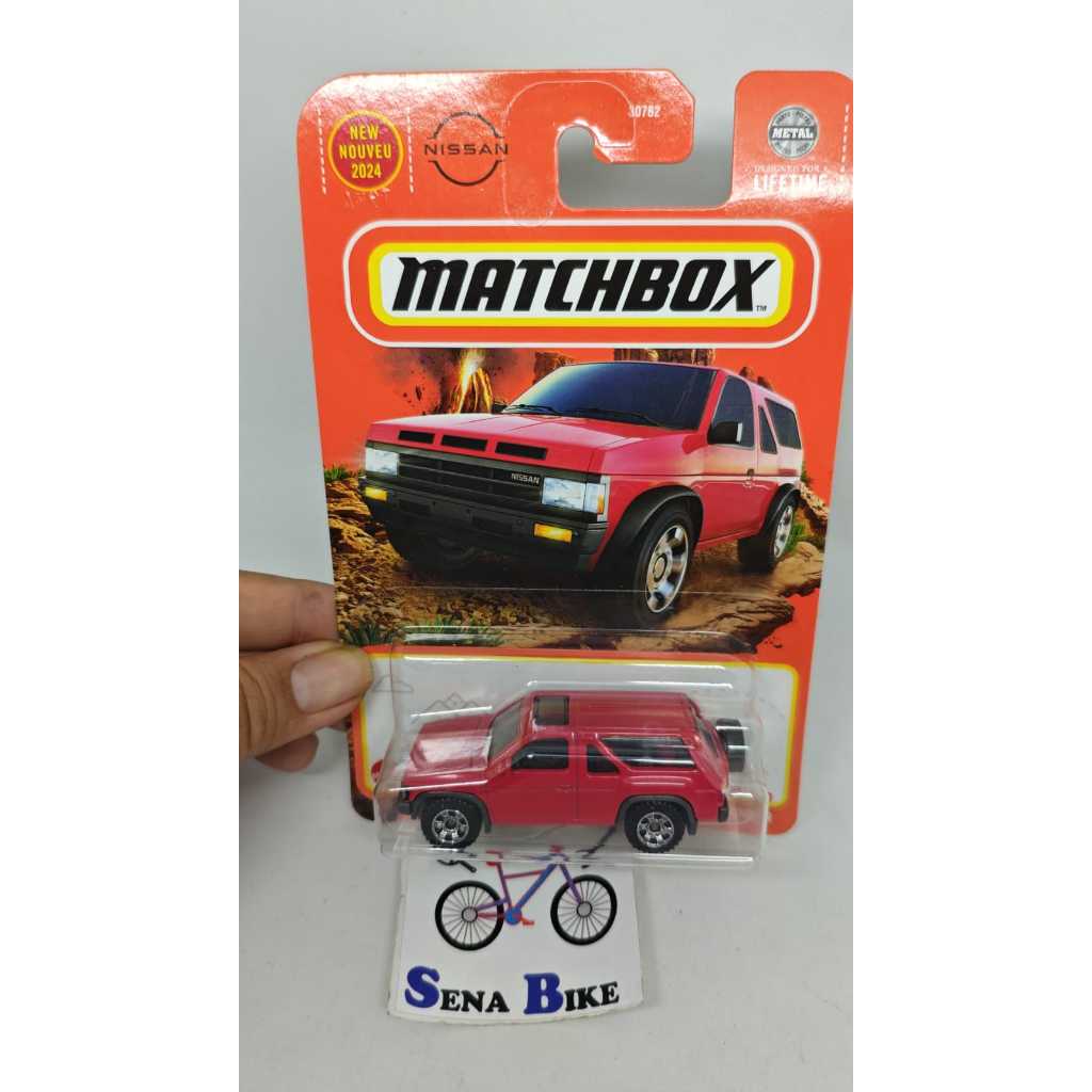 Matchbox Nissan Terrano Pathfinder - Mainan Diecast
