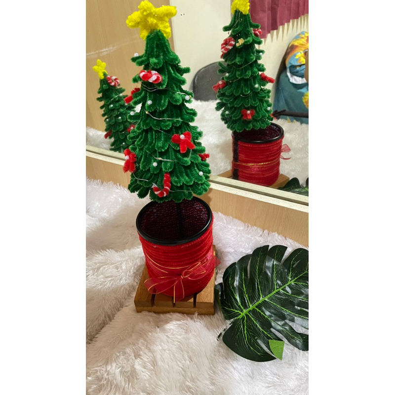 

Tempat Pena/Pensil Kawat Bulu Edisi Natal