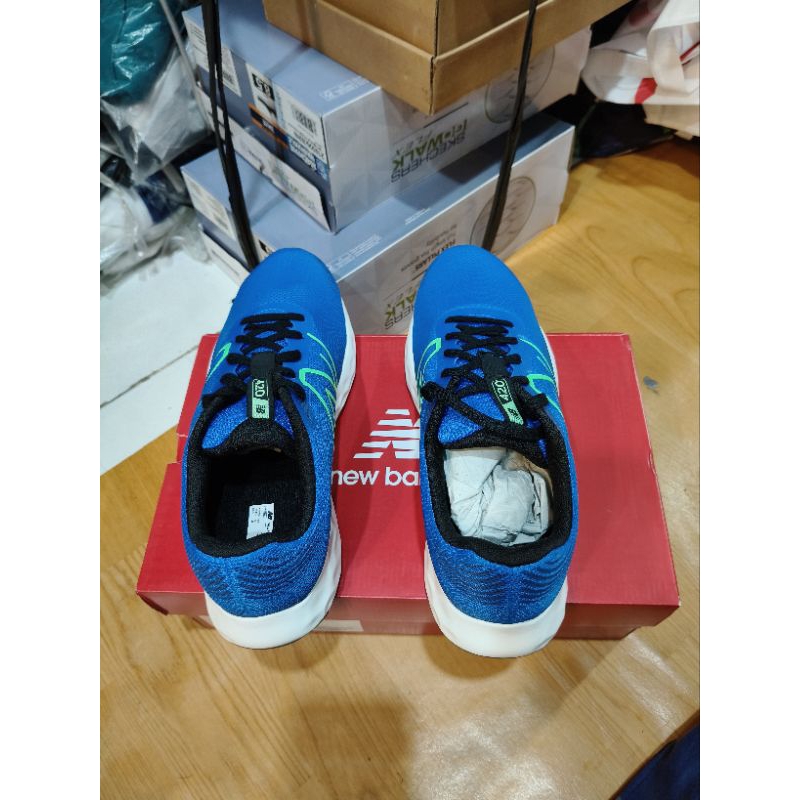 NB 420 original  blue colour