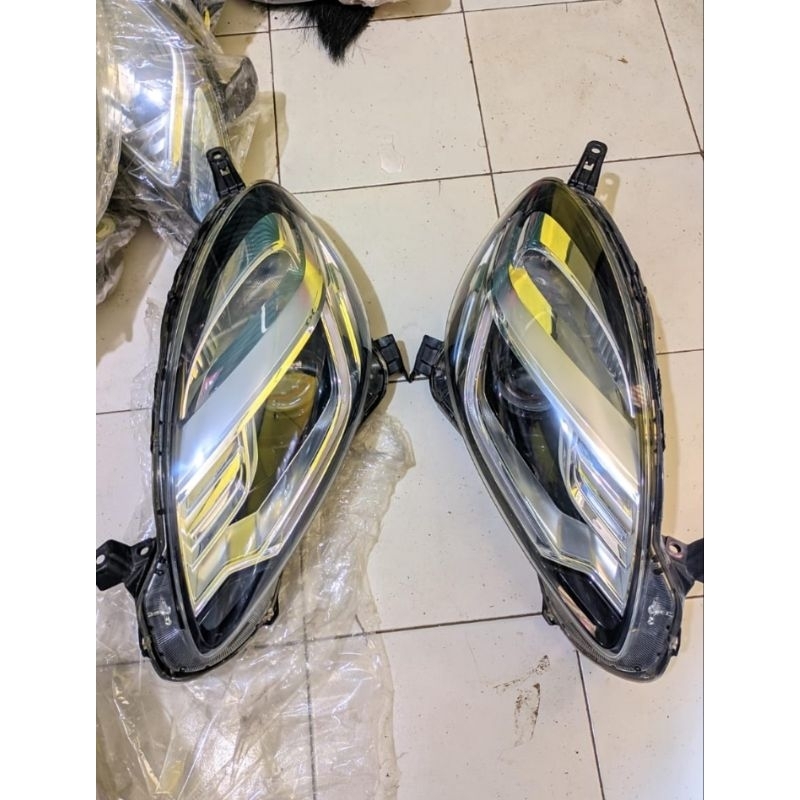 headlam Brio/Mobilio RS old