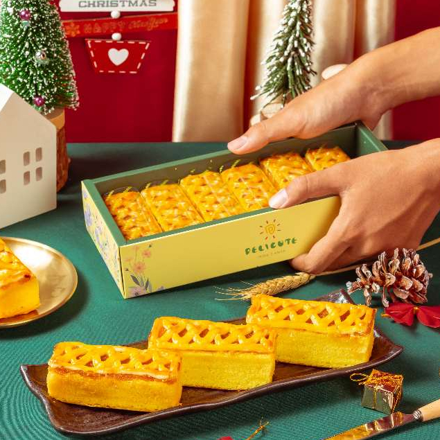 

HAMPERS BOLU SUTRA NANAS - SATU BOX ISI 6 PCS COCOK UNTUK HAMPERS NATAL (CHRISTMAS)